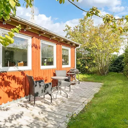 Holiday home Nice Home In Brenderup Fyn With Kitchen Skovs-Hojrup