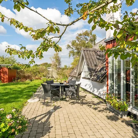 Holiday home Nice Home In Brenderup Fyn With Kitchen